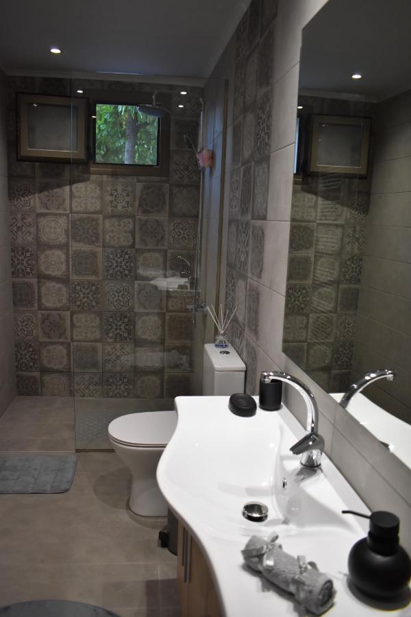 Athina'S Cozy House Apartman Sfakianalion Kültér fotó