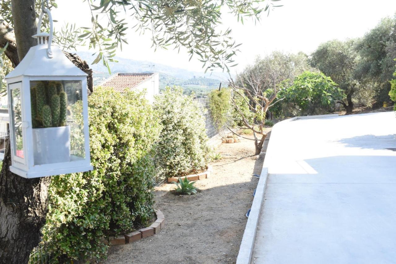 Athina'S Cozy House Apartman Sfakianalion Kültér fotó